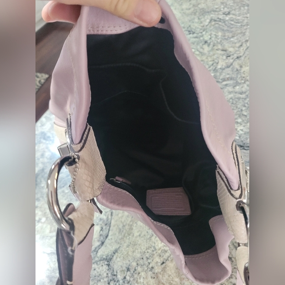 Coach Hobo Bag - Picture 4 of 8